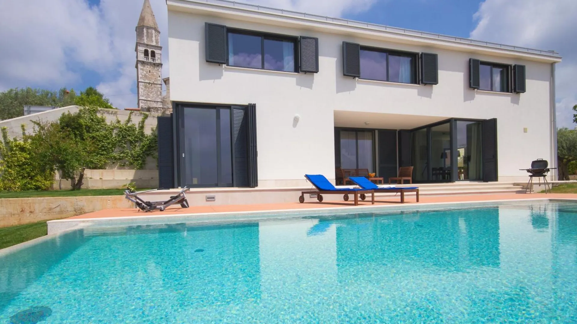 Modern Villa Anna With Outdoor Pool In Visnjan Croatia