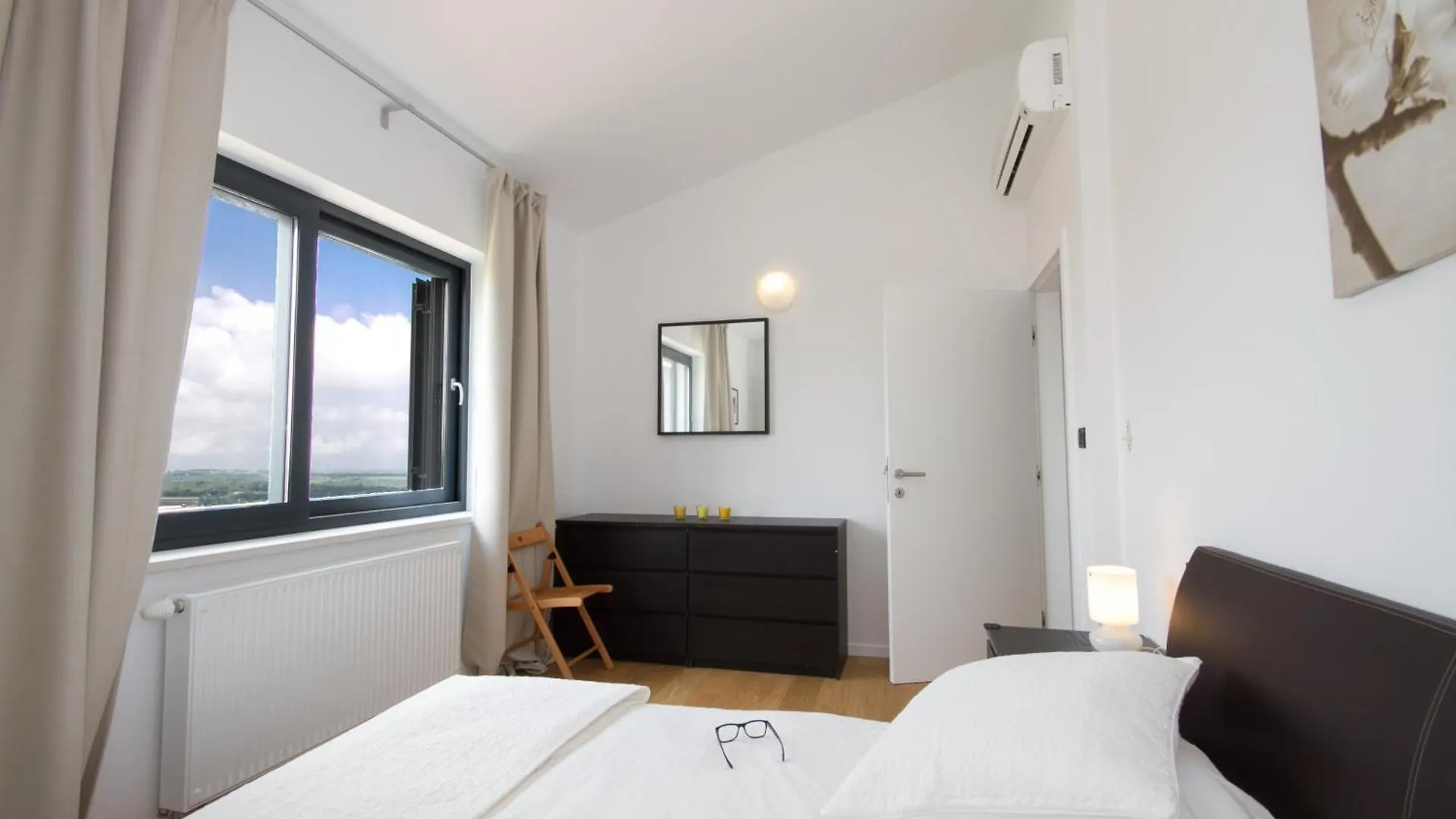 Modern Villa Anna With Outdoor Pool In Visnjan